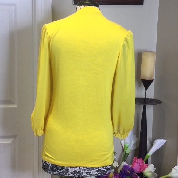 GUC Ashley Stewart Yellow Keyhole Ruffle Top,14/16 - Picture 4 of 7